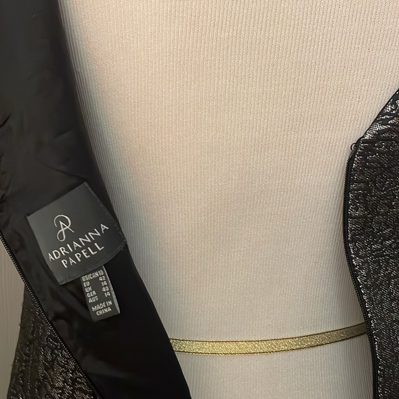 Dress - Picture 5 of 8